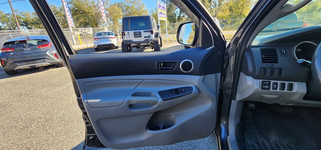 Toyota Tacoma 2WD Access Cab I4 MT (Natl) 2013