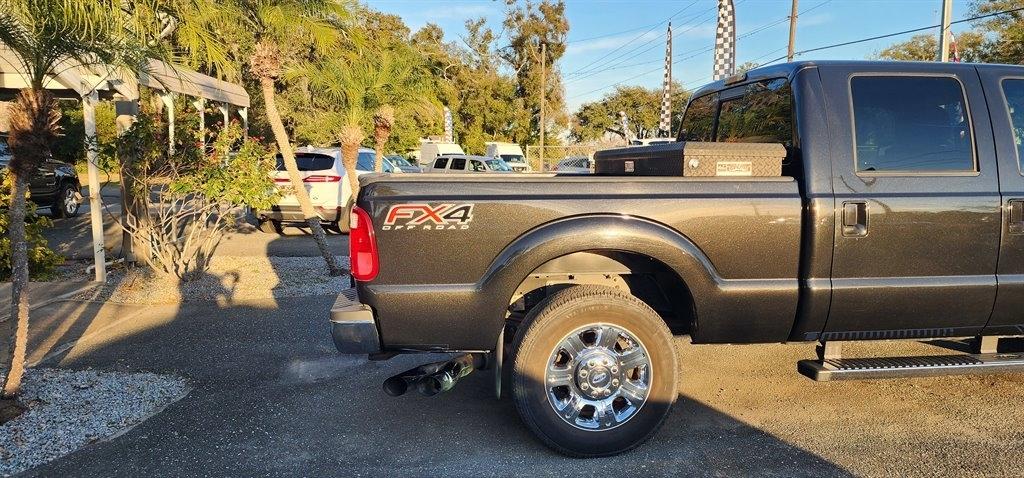 Ford Super Duty F-250 SRW 4WD Crew Cab 172" Lariat 2015