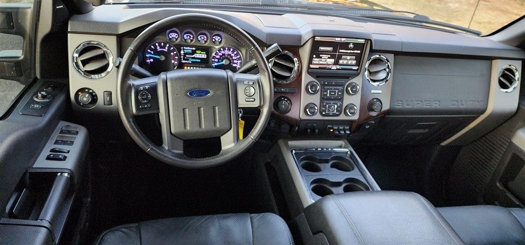 Ford Super Duty F-250 SRW 4WD Crew Cab 172" Lariat 2015