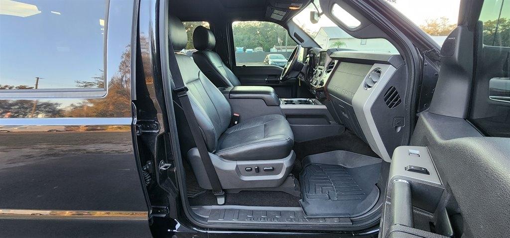 Ford Super Duty F-250 SRW 4WD Crew Cab 172" Lariat 2015