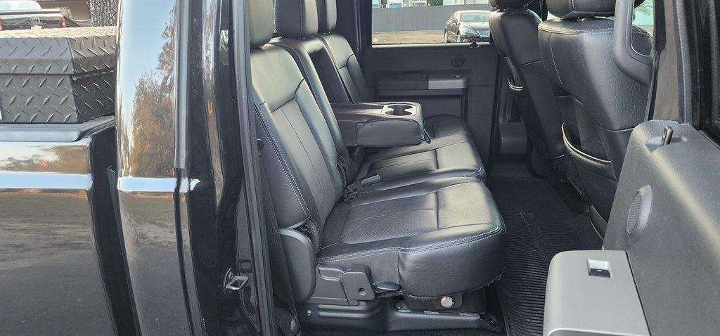 Ford Super Duty F-250 SRW 4WD Crew Cab 172" Lariat 2015