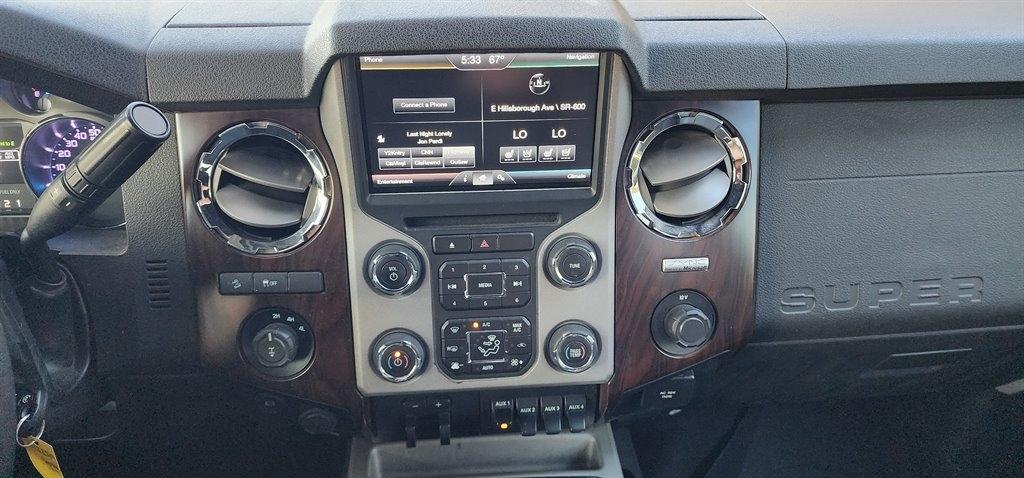 Ford Super Duty F-250 SRW 4WD Crew Cab 172" Lariat 2015