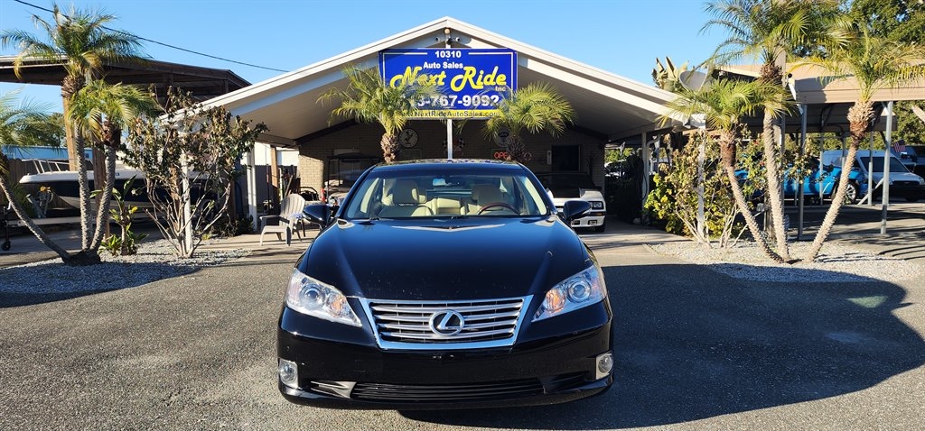 Lexus ES 350 4dr Sdn 2010