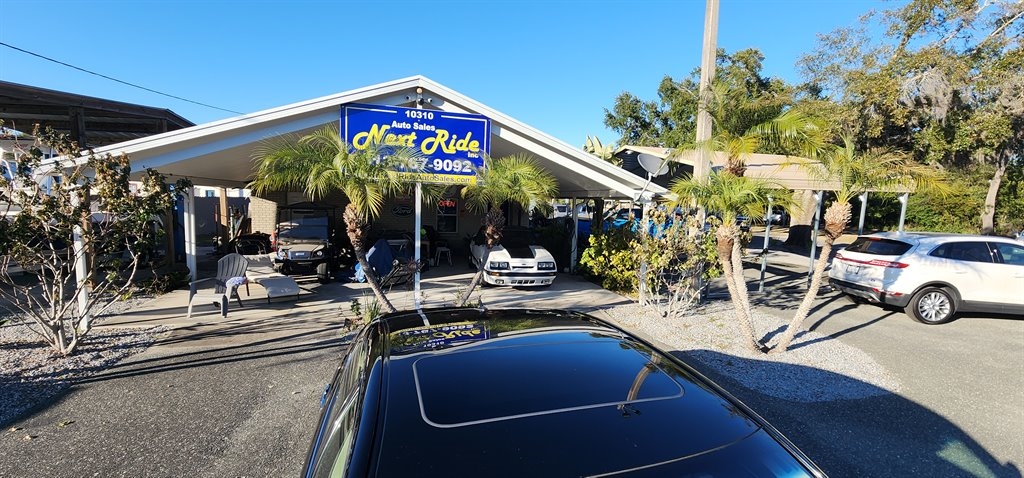 Lexus ES 350 4dr Sdn 2010