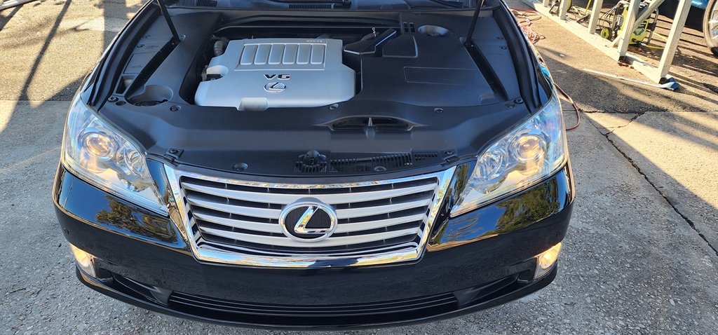 Lexus ES 350 4dr Sdn 2010