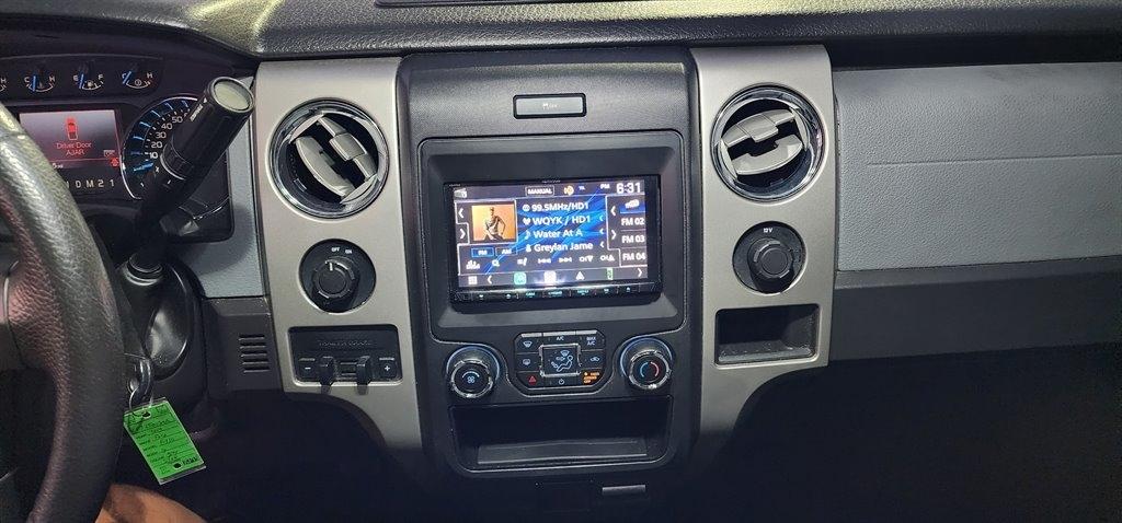 Ford F-150 XLT SuperCrew 2WD 2014