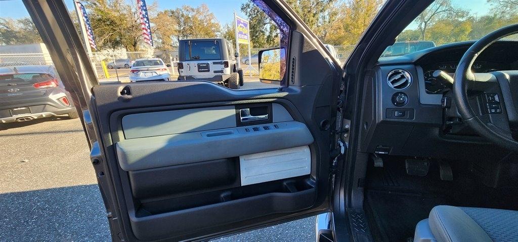 Ford F-150 XLT SuperCrew 2WD 2014