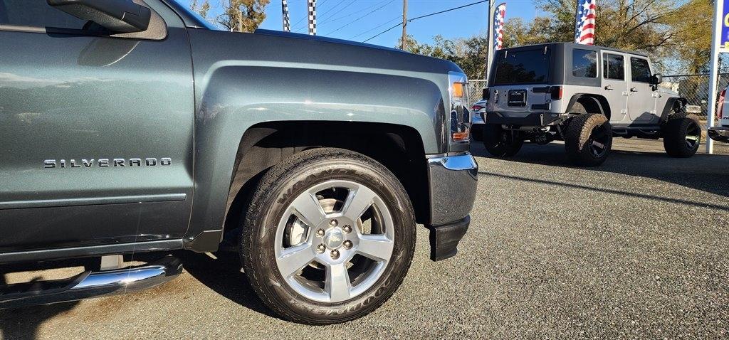 Chevrolet Silverado 1500 2WD Crew Cab 143.5" LT w/1LT 2017