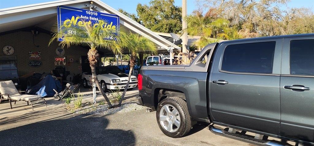 Chevrolet Silverado 1500 2WD Crew Cab 143.5" LT w/1LT 2017