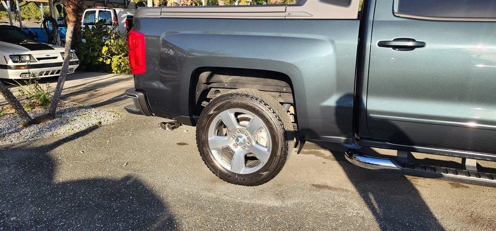 Chevrolet Silverado 1500 2WD Crew Cab 143.5" LT w/1LT 2017