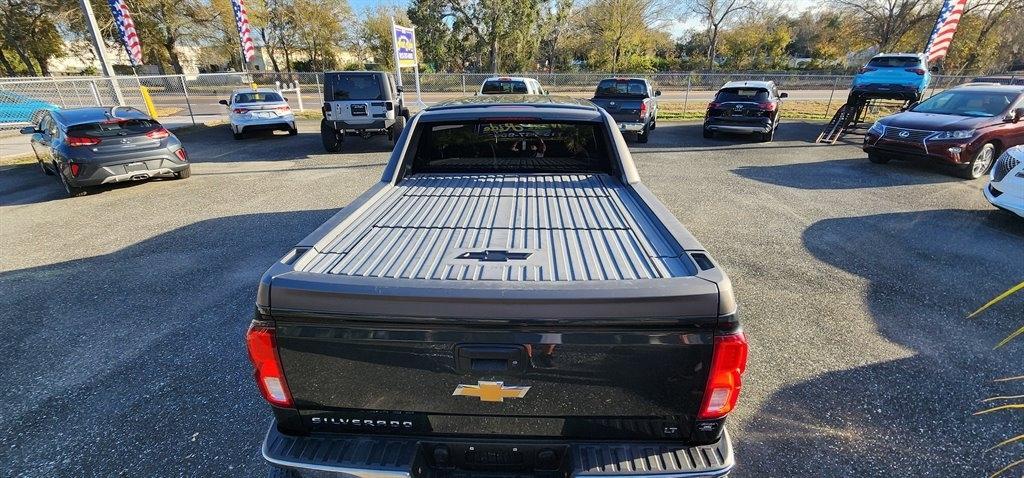 Chevrolet Silverado 1500 2WD Crew Cab 143.5" LT w/1LT 2017