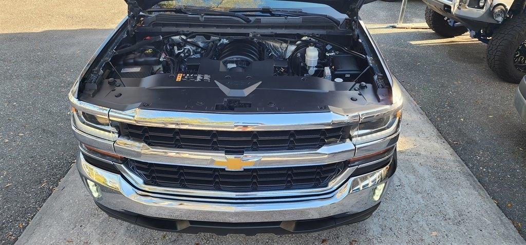 Chevrolet Silverado 1500 2WD Crew Cab 143.5" LT w/1LT 2017