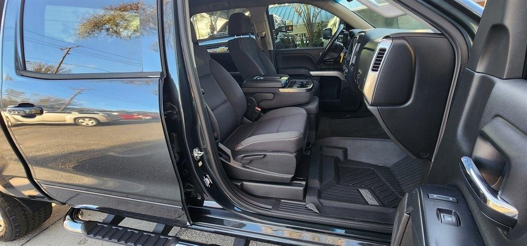 Chevrolet Silverado 1500 2WD Crew Cab 143.5" LT w/1LT 2017