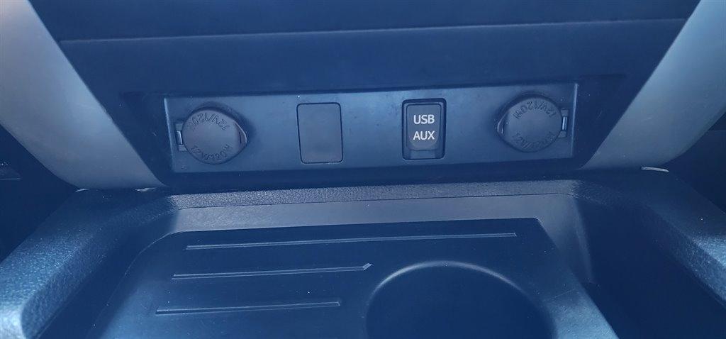 Toyota Tundra 2WD SR5 CrewMax 5.5' Bed 5.7L (Natl) 2018