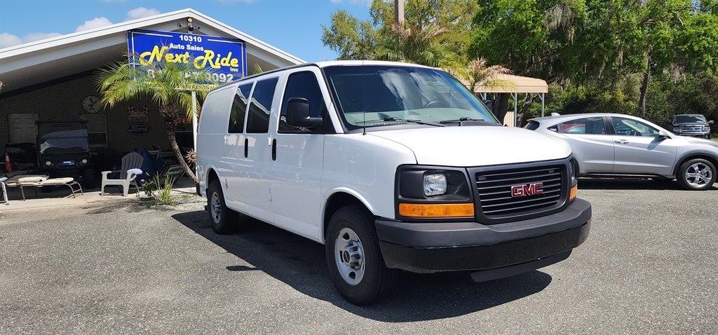 GMC Savana Cargo Van RWD 2500 135" 2016