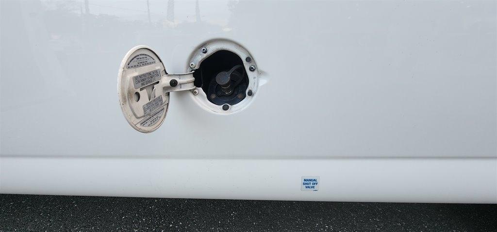 GMC Savana Cargo Van RWD 2500 135" 2016