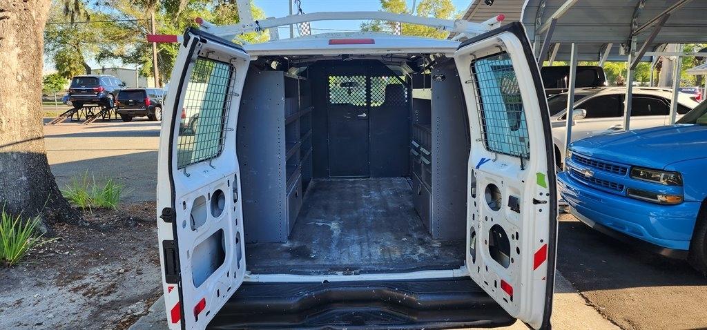 Ford Econoline Cargo Van E-150 Commercial 2013