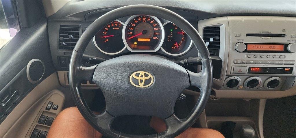 Toyota Tacoma  2008