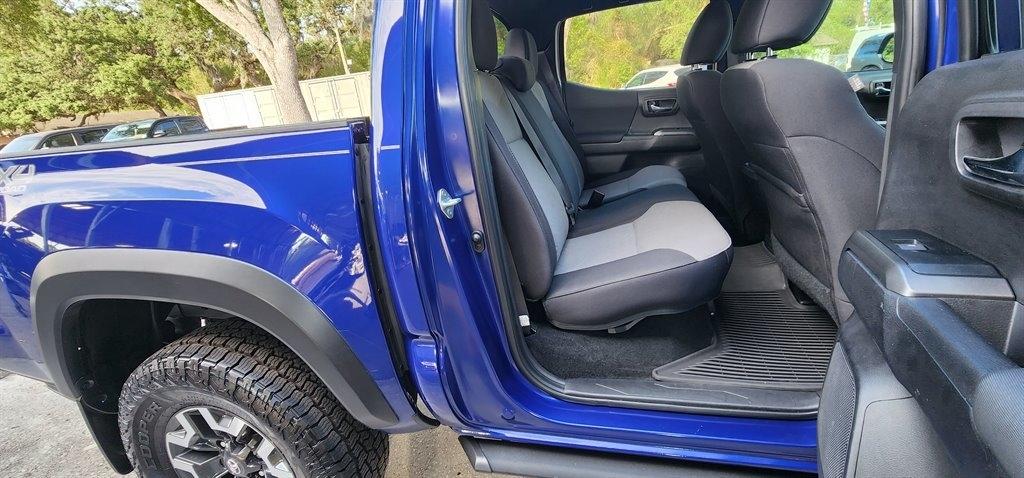 Toyota Tacoma 4WD TRD Off Road Double Cab 5' Bed V6 AT (Natl) 2023