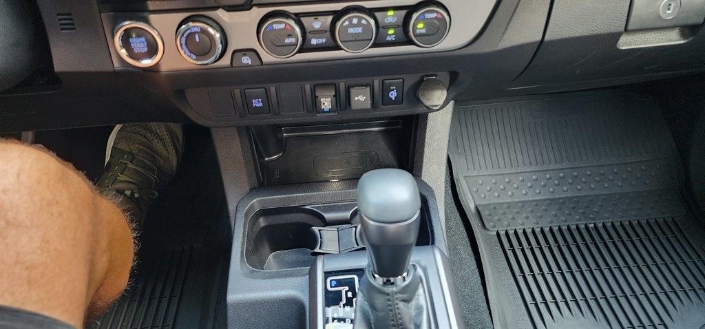 Toyota Tacoma 4WD TRD Off Road Double Cab 5' Bed V6 AT (Natl) 2023