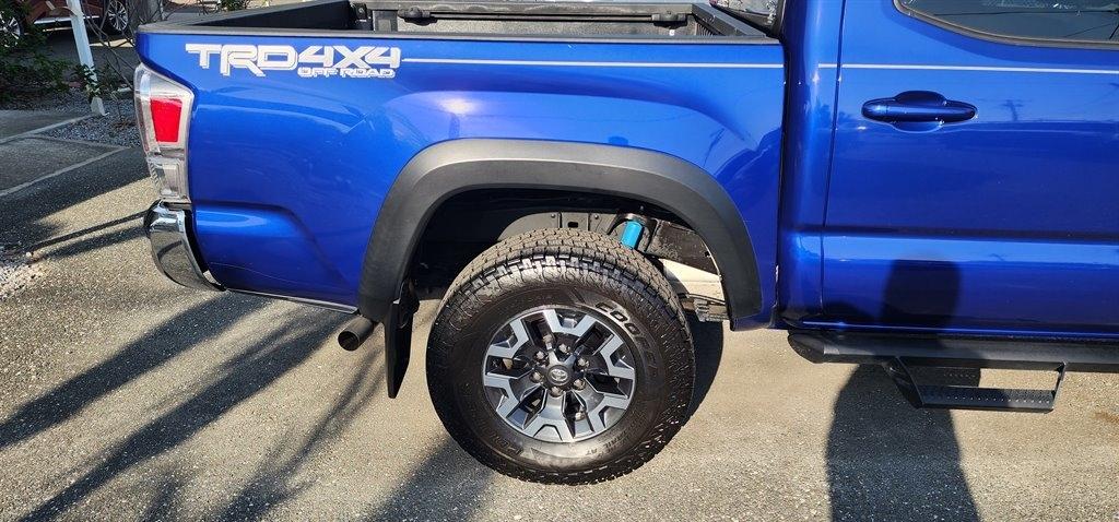 Toyota Tacoma 4WD TRD Off Road Double Cab 5' Bed V6 AT (Natl) 2023