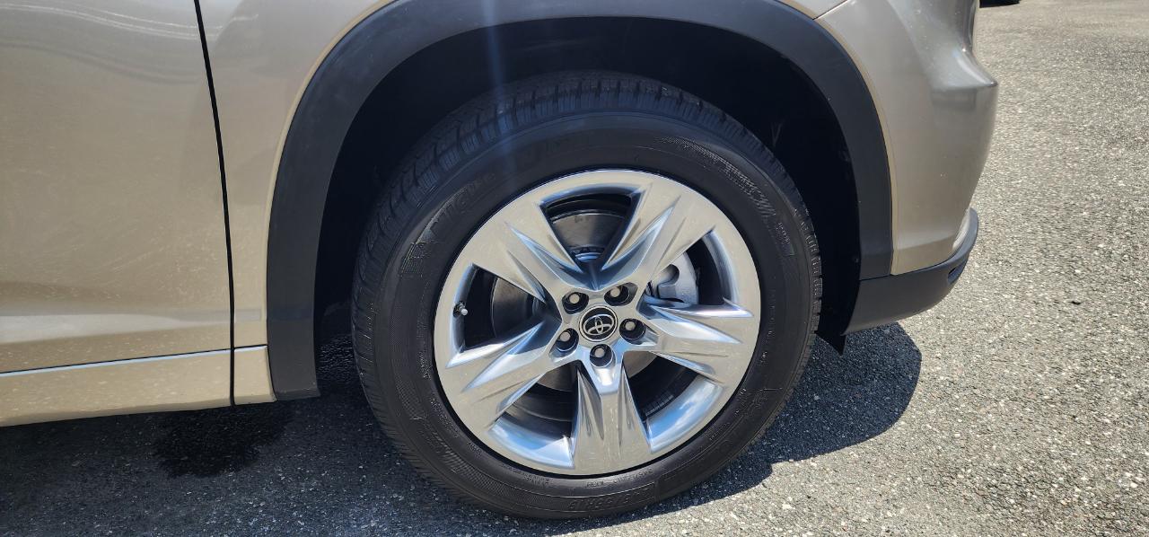 Toyota Highlander  2016