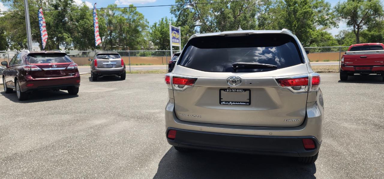 Toyota Highlander  2016