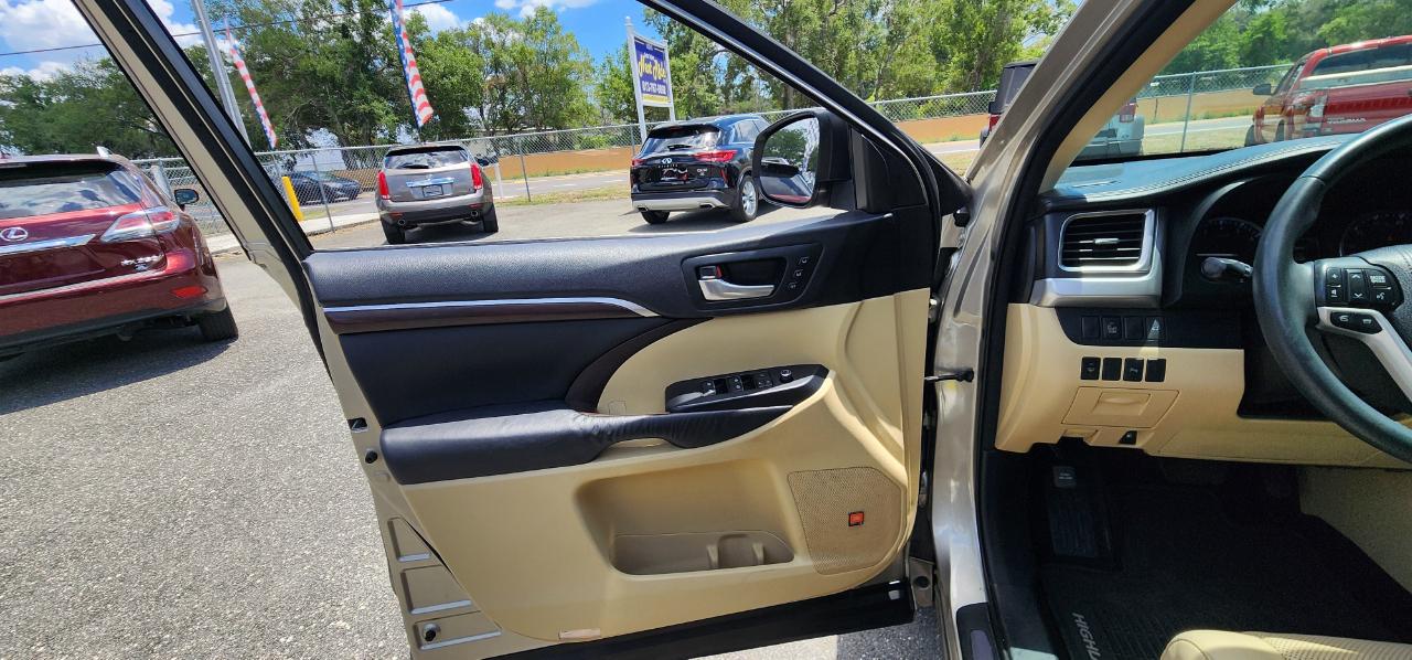 Toyota Highlander  2016