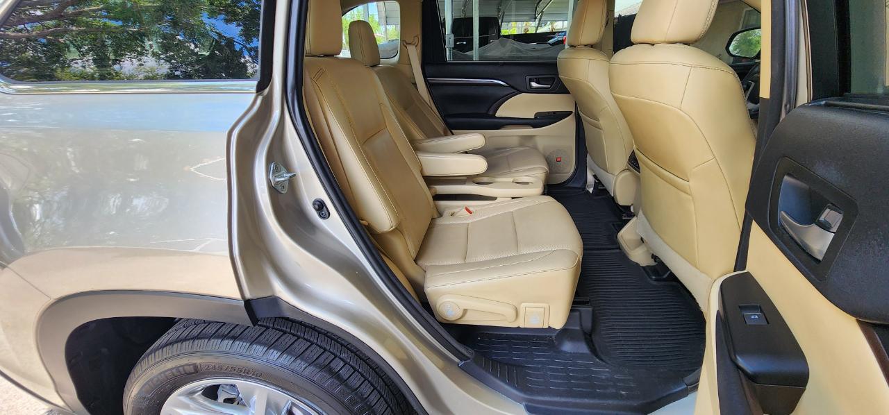 Toyota Highlander  2016