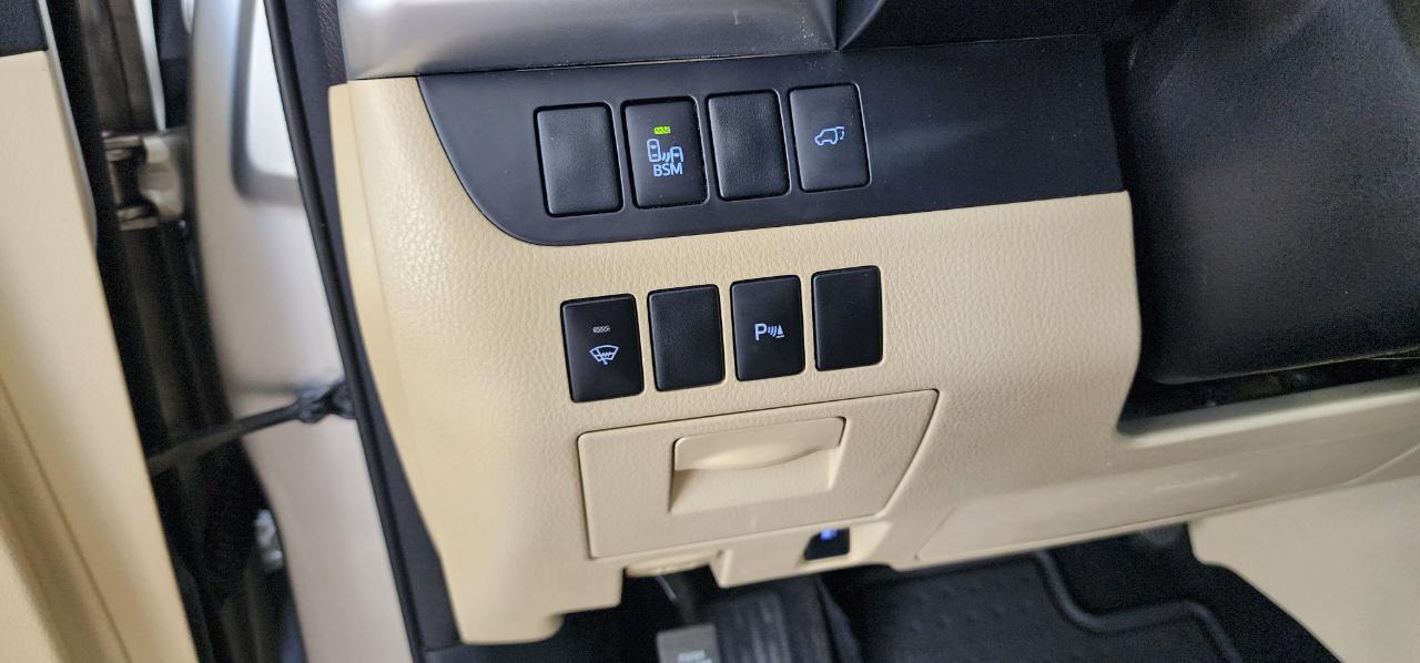 Toyota Highlander  2016