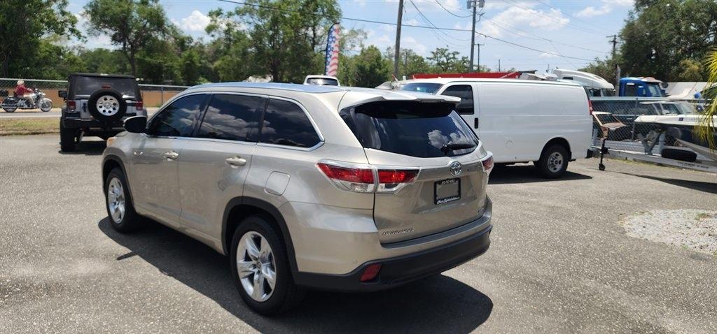 Toyota Highlander  2016