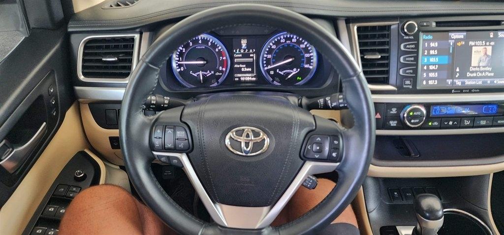 Toyota Highlander  2016