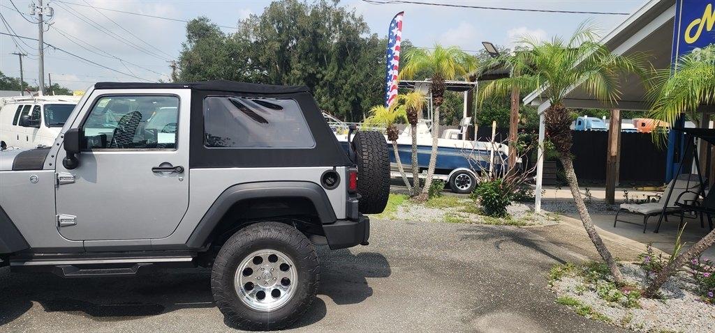Jeep Wrangler 4WD 2dr Sport 2014