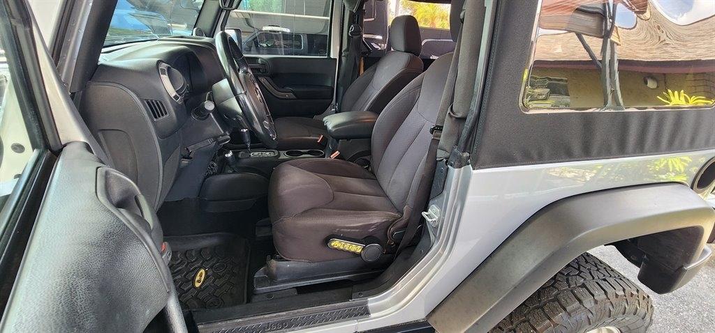 Jeep Wrangler 4WD 2dr Sport 2014