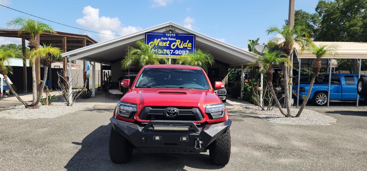 Toyota Tacoma 2WD Double Cab V6 AT TRD Sport (Natl) 2015