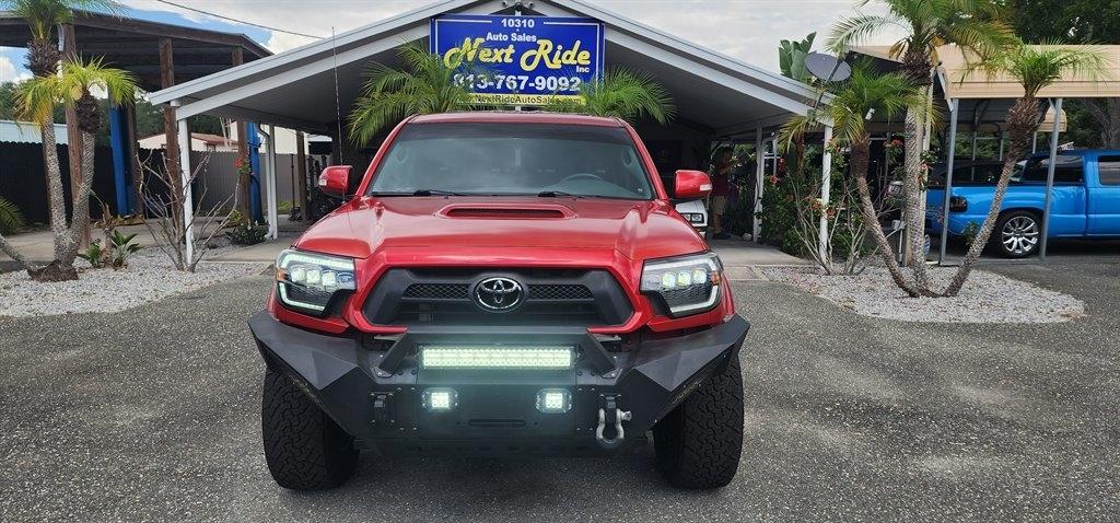 Toyota Tacoma 2WD Double Cab V6 AT TRD Sport (Natl) 2015