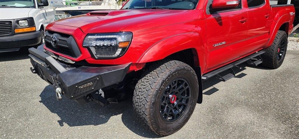 Toyota Tacoma 2WD Double Cab V6 AT TRD Sport (Natl) 2015