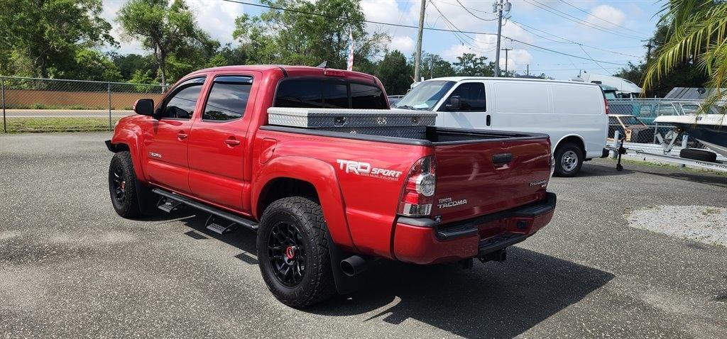 Toyota Tacoma 2WD Double Cab V6 AT TRD Sport (Natl) 2015
