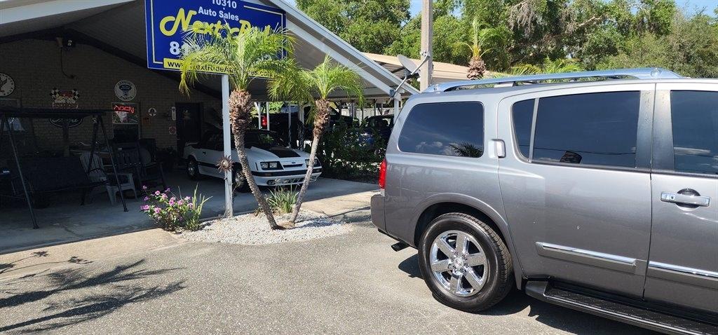 Nissan Armada 2WD 4dr Platinum 2013