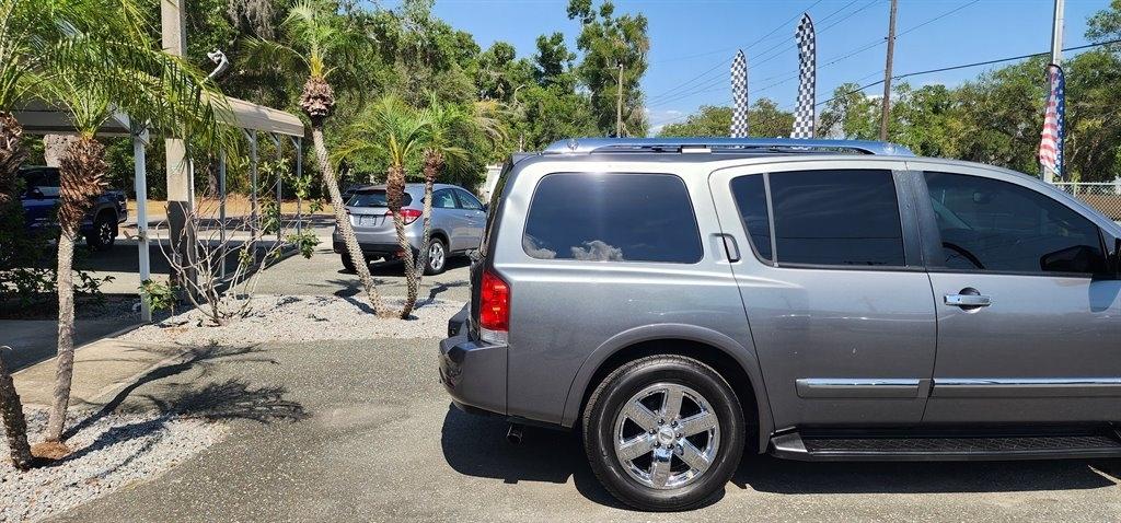 Nissan Armada 2WD 4dr Platinum 2013
