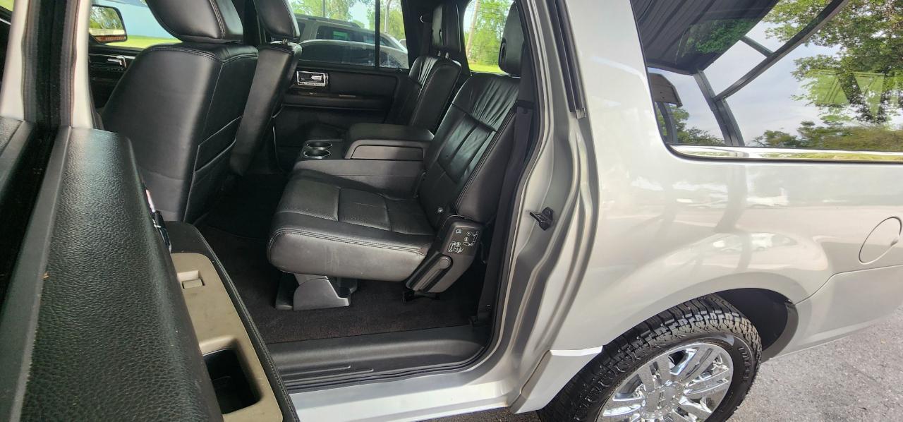 Lincoln Navigator L  2010