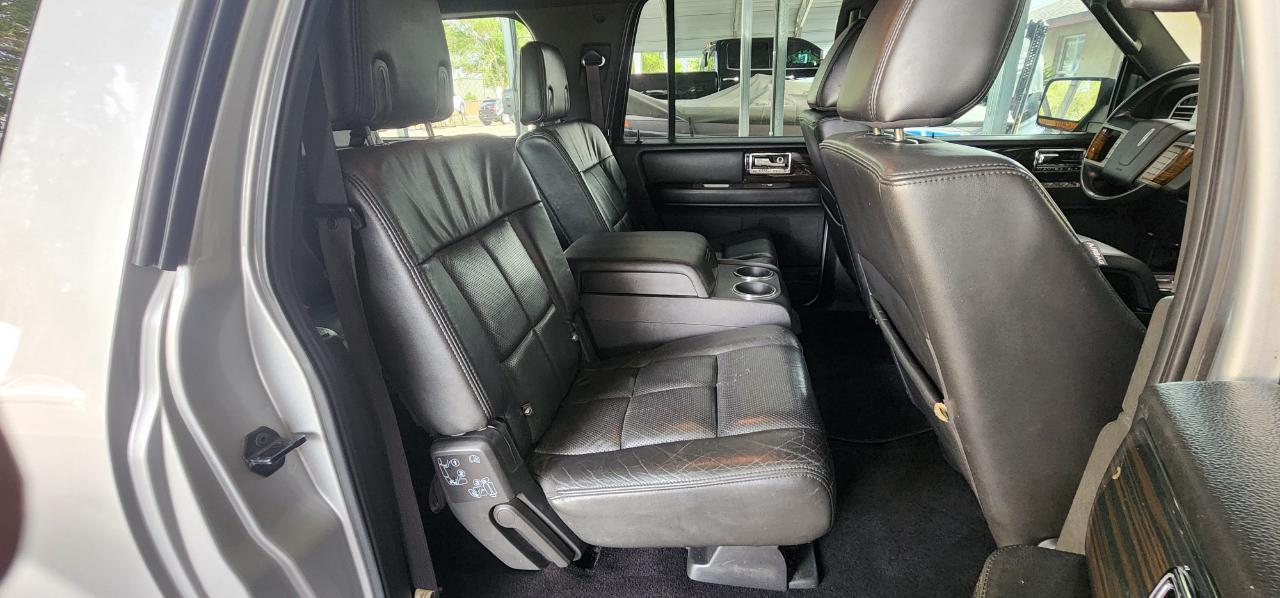 Lincoln Navigator L  2010