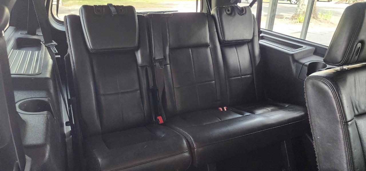 Lincoln Navigator L  2010