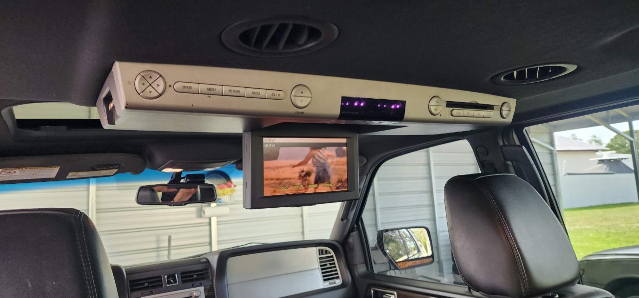 Lincoln Navigator L  2010