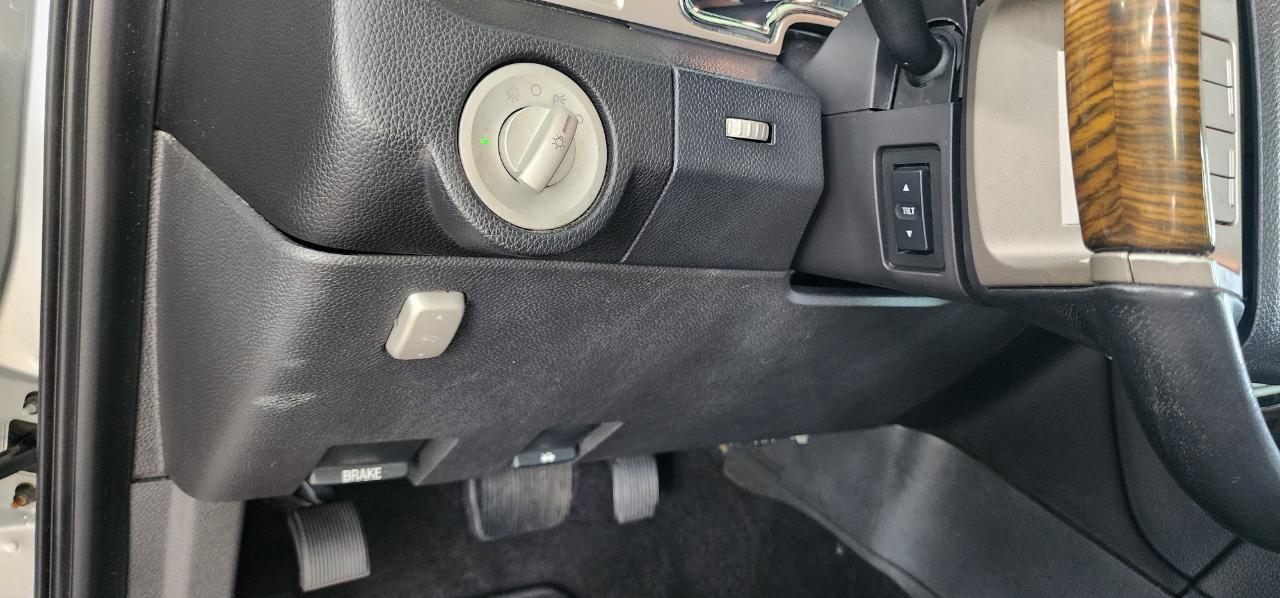 Lincoln Navigator L  2010