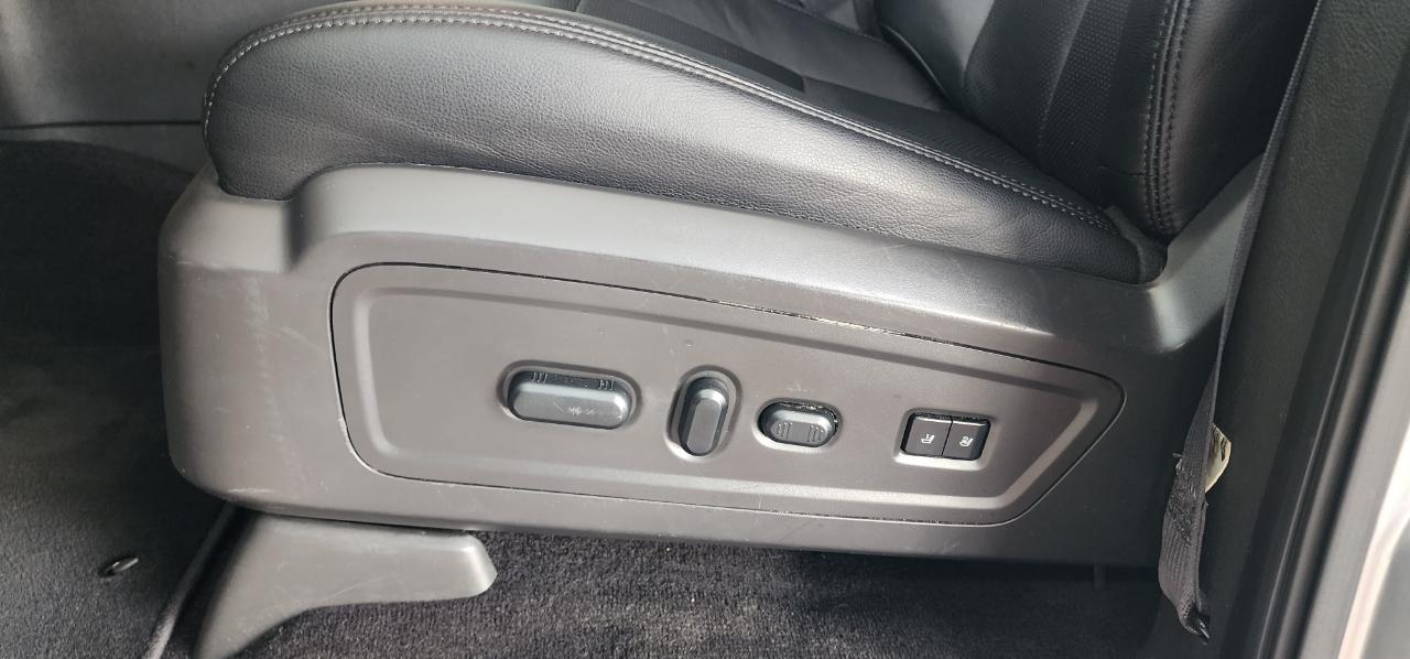 Lincoln Navigator L  2010