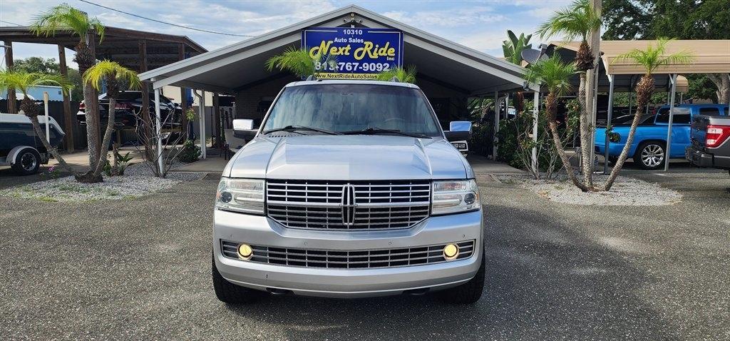 Lincoln Navigator L  2010