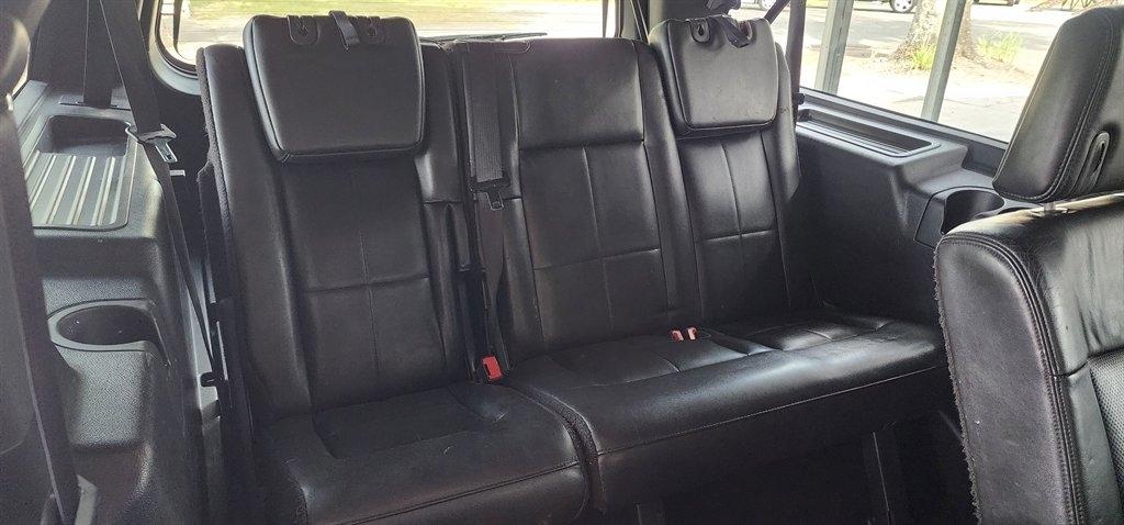 Lincoln Navigator L  2010