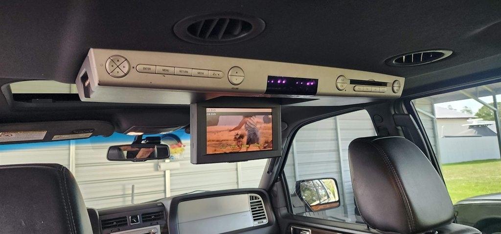 Lincoln Navigator L  2010