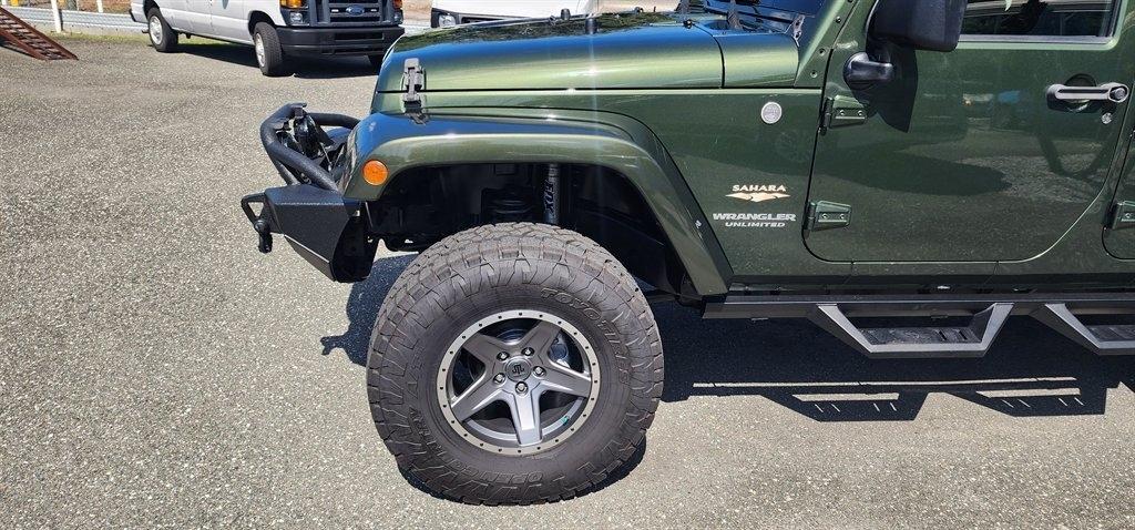 Jeep Wrangler 4WD 4dr Unlimited Sahara 2007